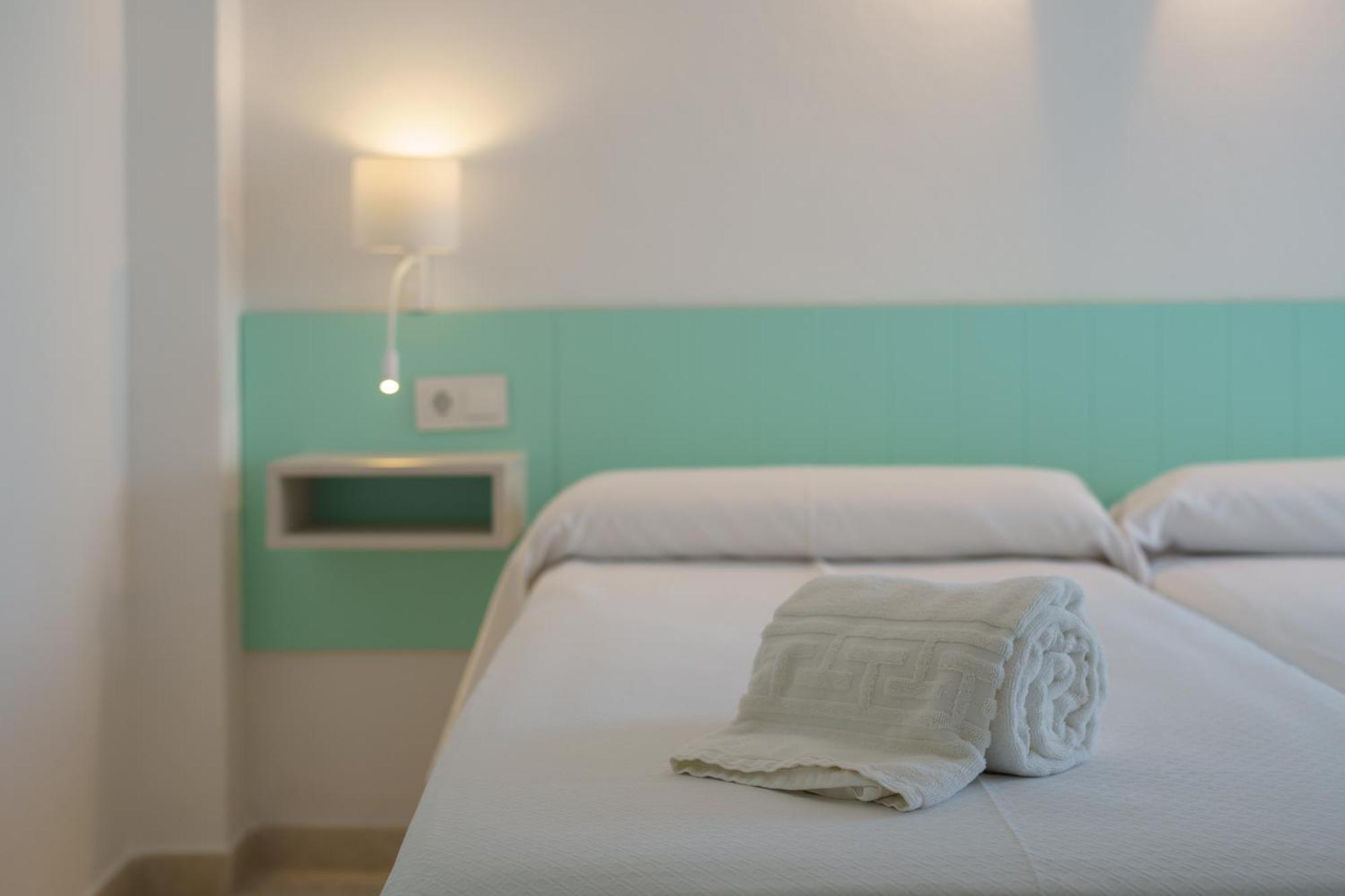 Apartaments Andreas Colonia de Sant Jordi Buitenkant foto